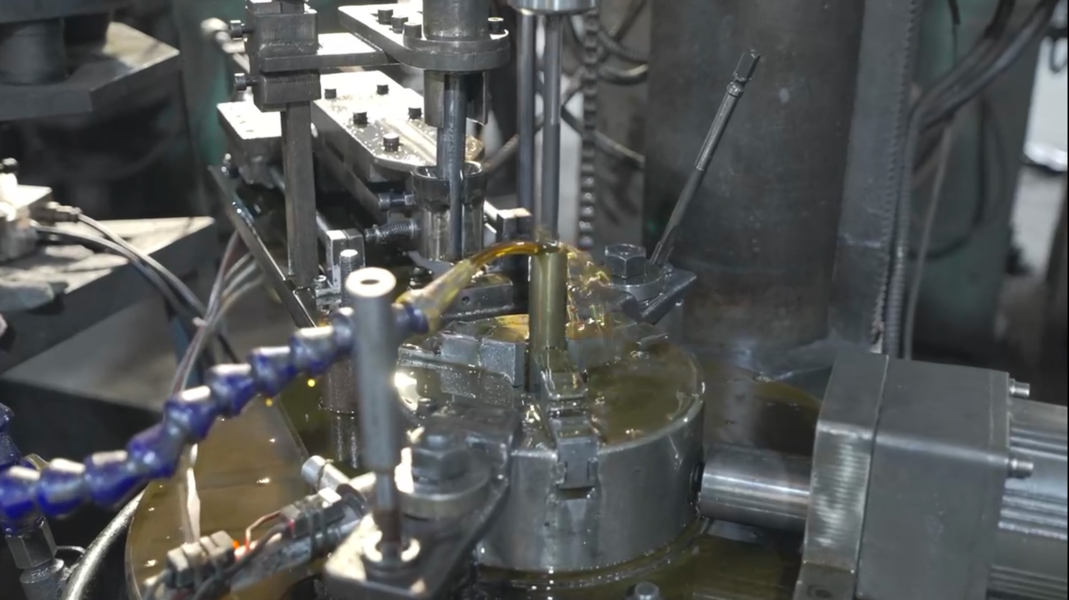 Deyang Hexin Machinery Co., Ltd. manufacturer production line